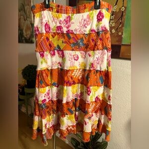 Burrale floral maxi skirt size L